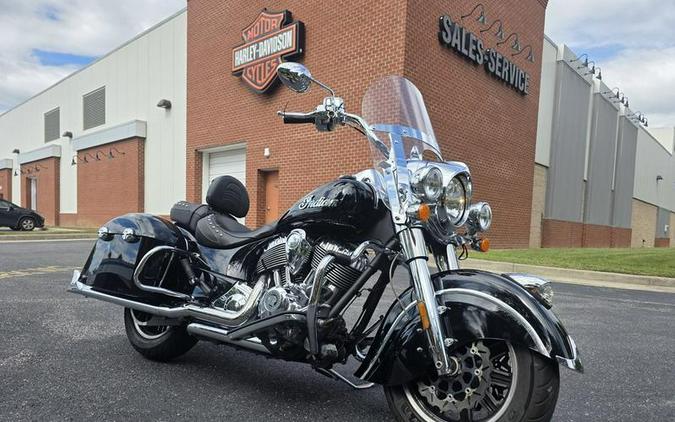 2017 Indian Motorcycle® Springfield™ Indian Motorcycle® Red