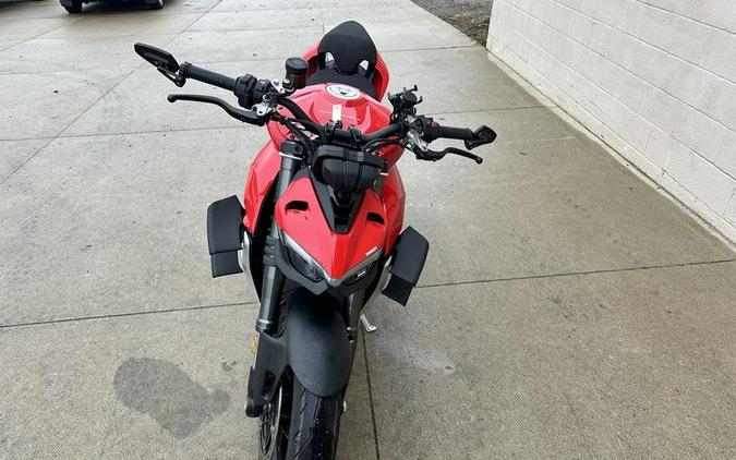 2021 Ducati Streetfighter V4 Ducati Red