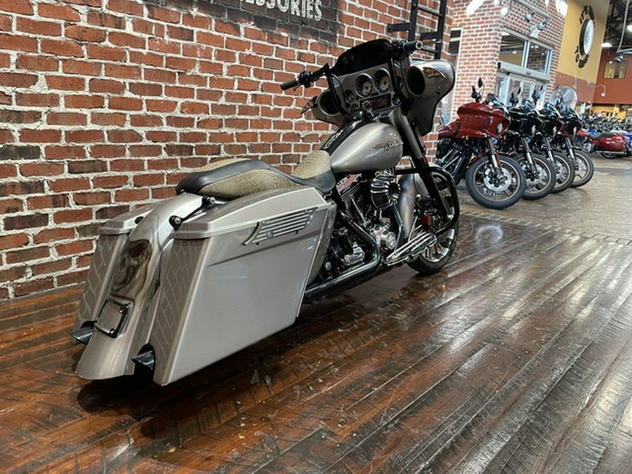 2009 Harley-Davidson Touring FLHX - Street Glide