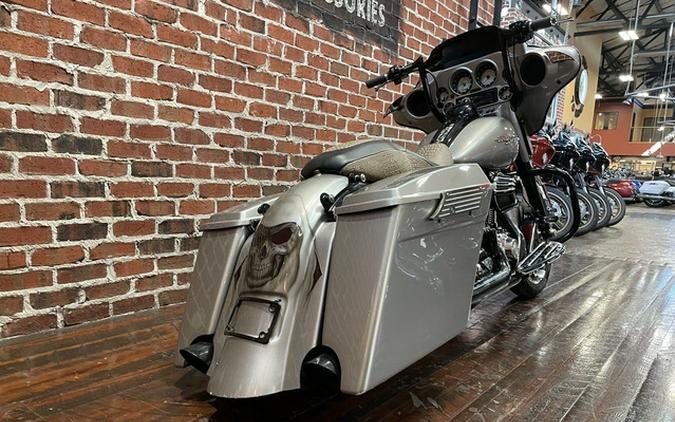 2009 Harley-Davidson Touring FLHX - Street Glide