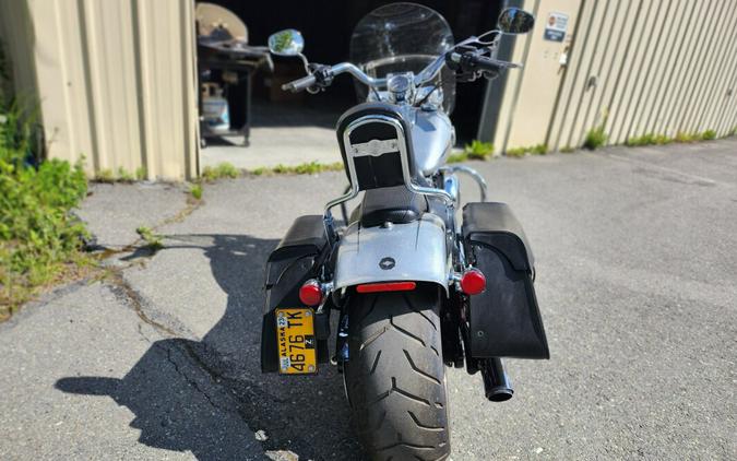 2015 Harley-Davidson® Breakout® Hard Candy Quicksilver Flake