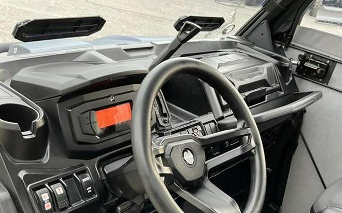 2025 Can-Am® Defender XT HD10