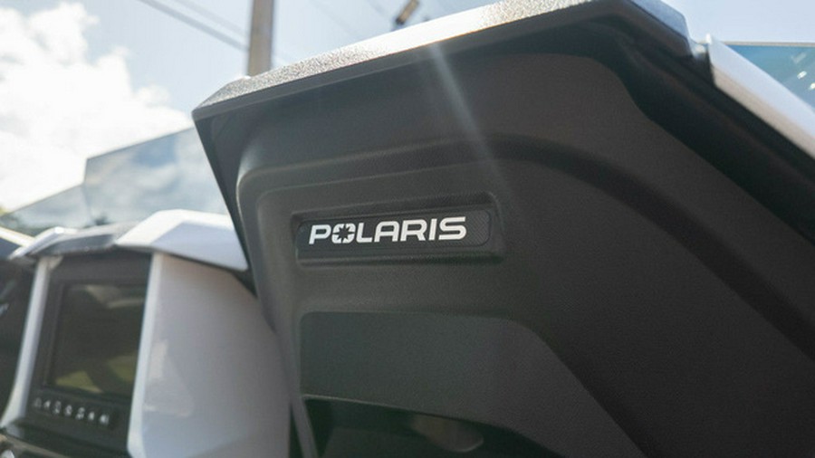 2026 Polaris Slingshot R Manual