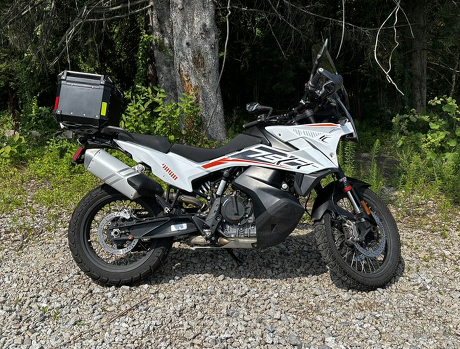 2019 KTM Adventure 790