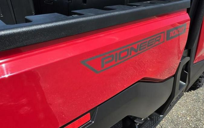 2026 Honda Pioneer 1000 Deluxe