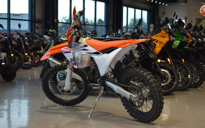 2024 KTM 125 XC