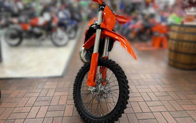 2025 KTM 125 XC