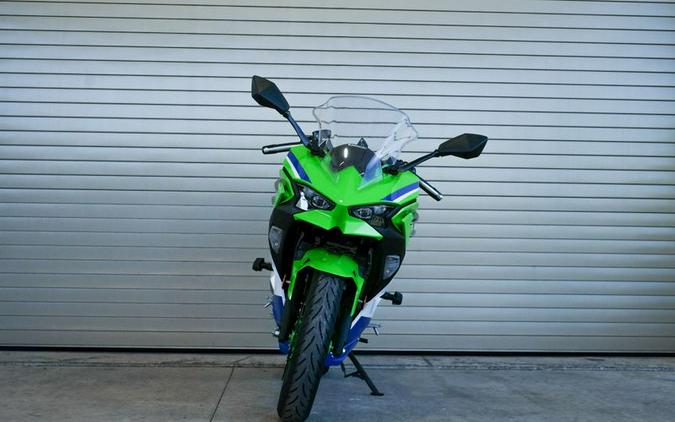 New 2024 KAWASAKI NINJA 500 SE 40TH ANNIVERSARY EDITION LIME GREENPEARL CRYSTAL WHITEBLUE