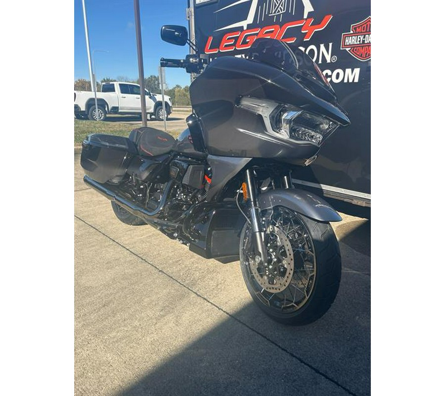 2025 Harley-Davidson CVO™ Road Glide®