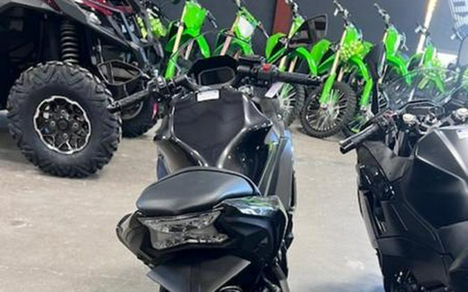 2026 Kawasaki Ninja 650 Base