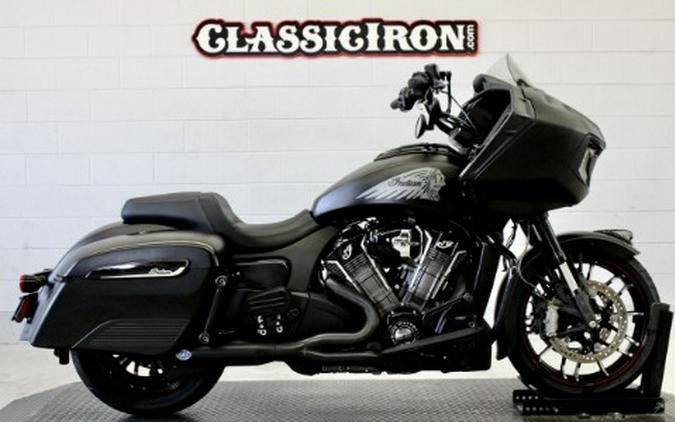 2022 Indian Motorcycle Challenger® Dark Horse®