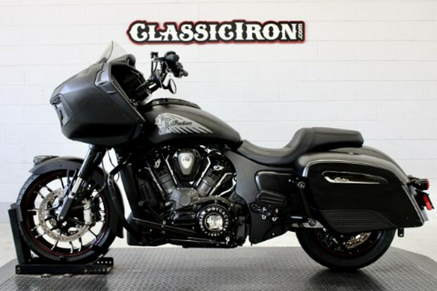 2022 Indian Motorcycle Challenger® Dark Horse®