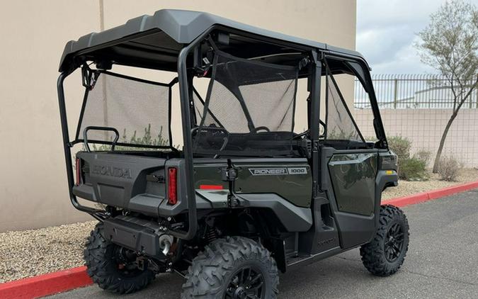 2026 Honda Pioneer 1000-5 Deluxe