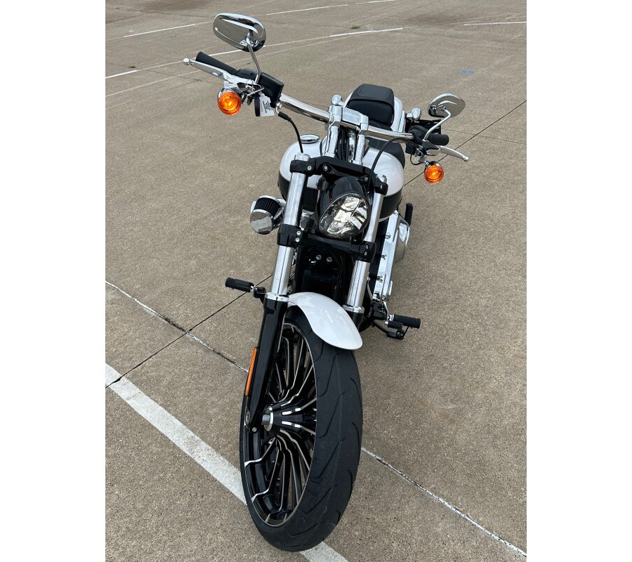 2024 Harley-Davidson Breakout 117 White Onyx Pearl