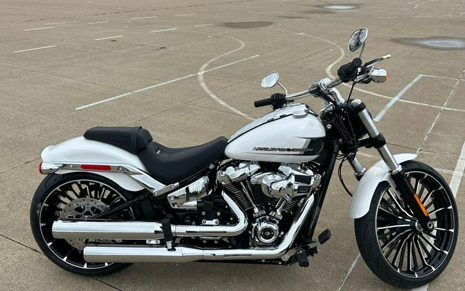 2024 Harley-Davidson Breakout 117 White Onyx Pearl