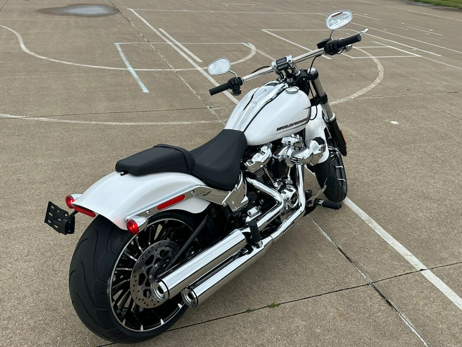 2024 Harley-Davidson Breakout 117 White Onyx Pearl