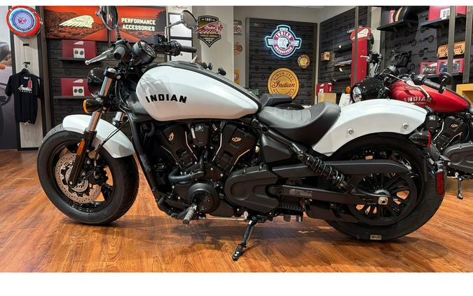 2025 Indian Motorcycle SCOUT BOBBER SIXTY LTD, GHOST WHTE SMK, 49S Limited