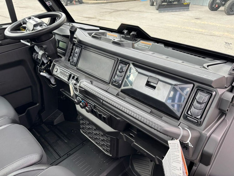 2026 Can-Am SSV DEF XTCAB 65 HD11 BE 26 XT CAB HD11