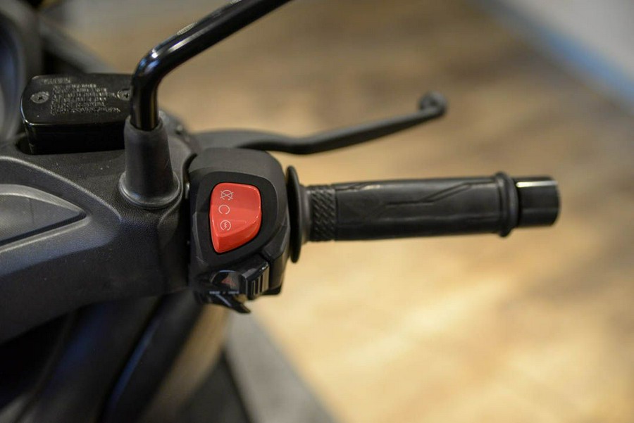 2022 Yamaha XMAX