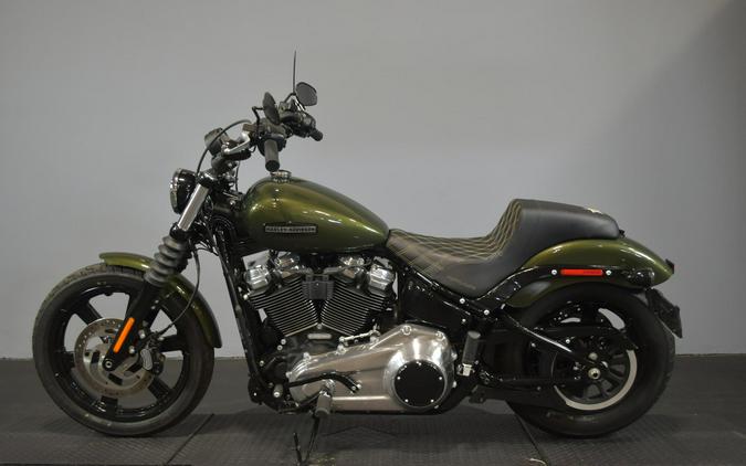2026 Harley-Davidson Street Bob Olive Steel Metallic Chrome Cast Wheels