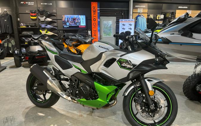 2024 Kawasaki Ninja® 7 Hybrid ABS