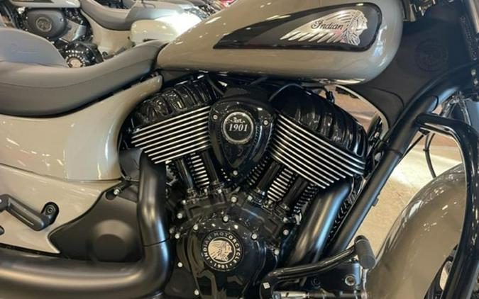 2023 Indian Motorcycle® Chieftain® Dark Horse® Quartz Gray
