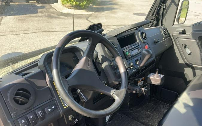 2019 John Deere XUV865M with HVAC