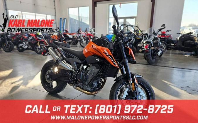 2023 KTM 790 Duke