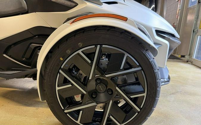 2026 Can-Am Spyder RT Sea-to-Sky