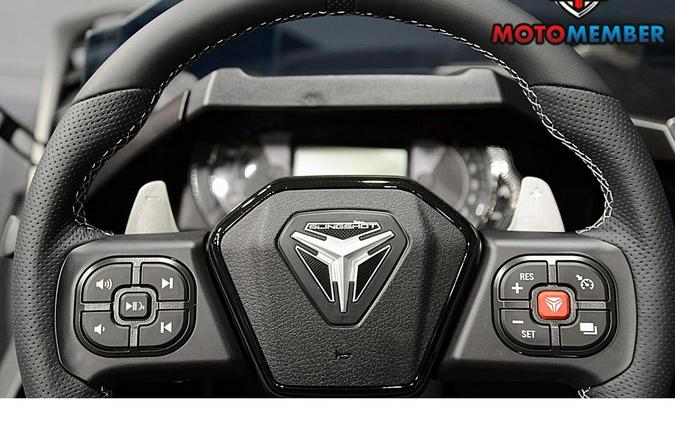 2026 Slingshot R AutoDrive