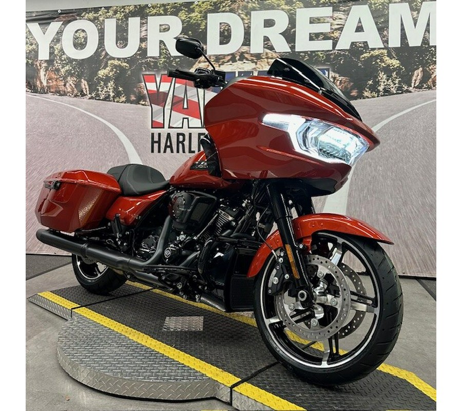 2024 FLTRX Road Glide™