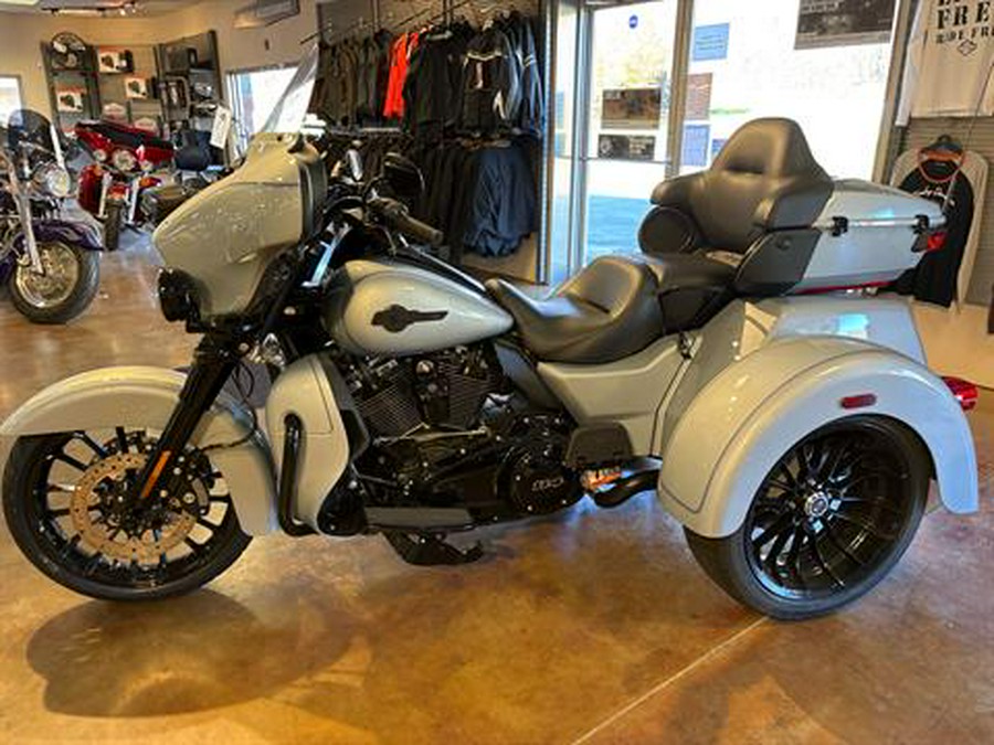 2025 Harley-Davidson Tri Glide® Ultra