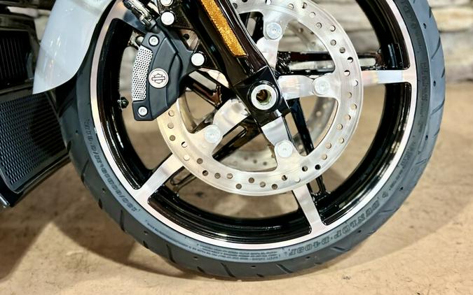 2025 FLHX - Street Glide