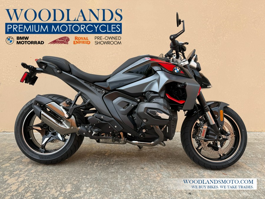 2026 BMW R 1300 R