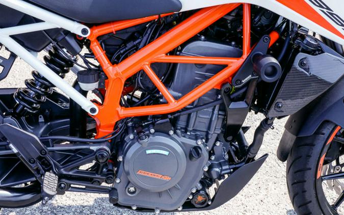 2018 KTM Duke