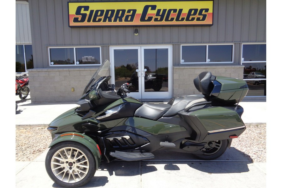 2023 Can-Am Spyder RT Sea To Sky