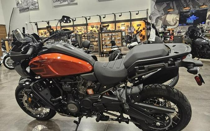 2025 Harley-Davidson® RA1250S - Pan America® 1250 Special