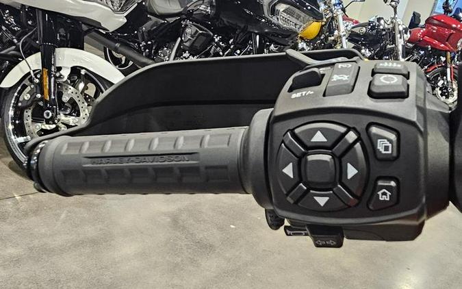 2025 Harley-Davidson® RA1250S - Pan America® 1250 Special