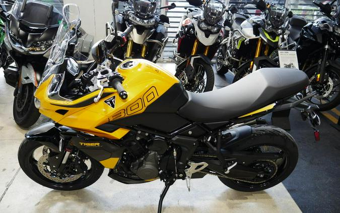 2026 Triumph Tiger Sport 800 Cosmic Yellow/Sapphire Black