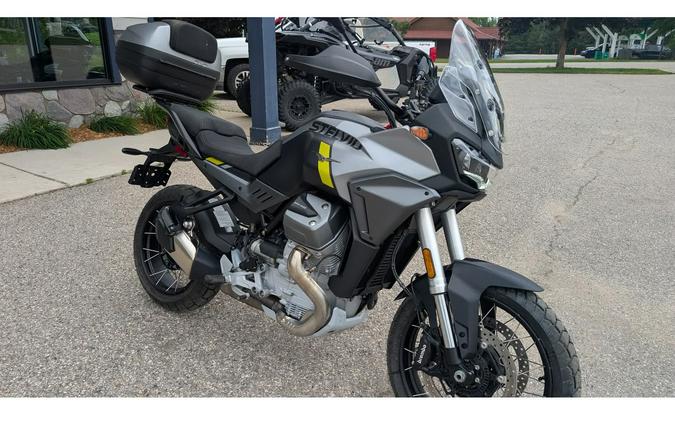2024 Stelvio - Moto Guzzi