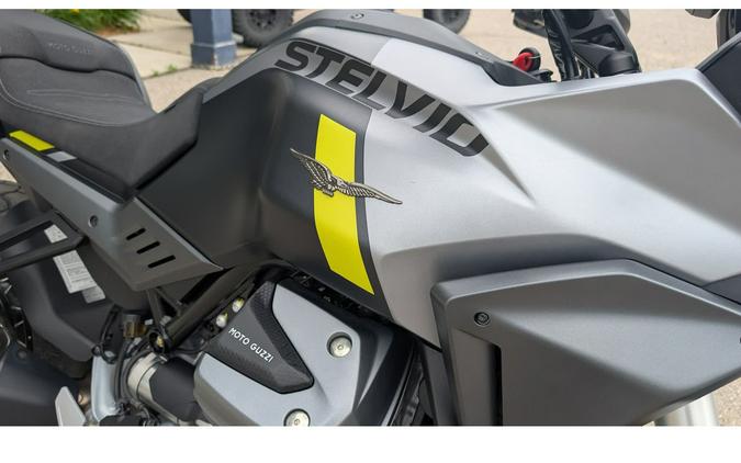 2024 Stelvio - Moto Guzzi