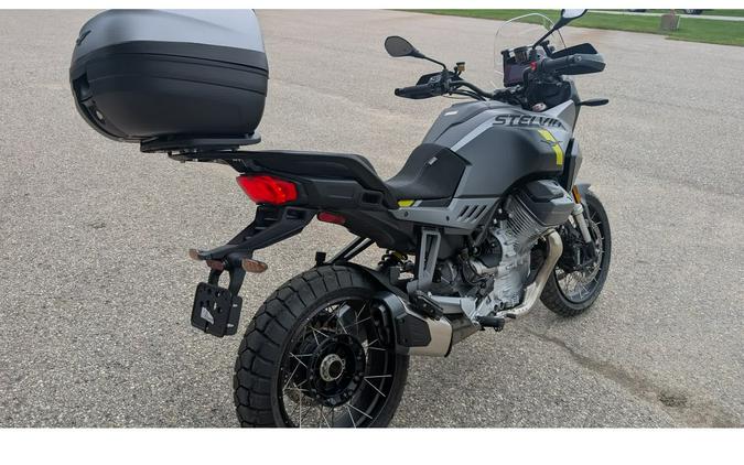 2024 Stelvio - Moto Guzzi