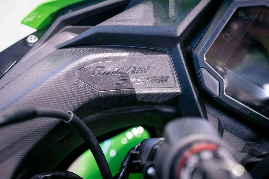 2024 Kawasaki Ninja® ZX™-4RR ABS KRT Edition ABS