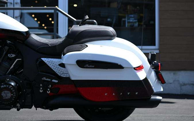 2025 Indian Motorcycle® Challenger® Elite White Crystal