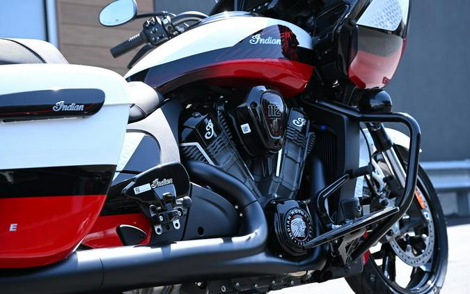 2025 Indian Motorcycle® Challenger® Elite White Crystal