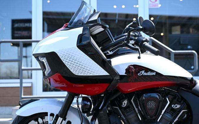 2025 Indian Motorcycle® Challenger® Elite White Crystal