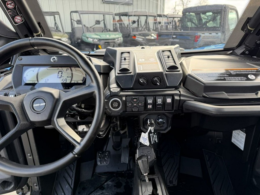 2023 Can-Am® Commander XT 1000R