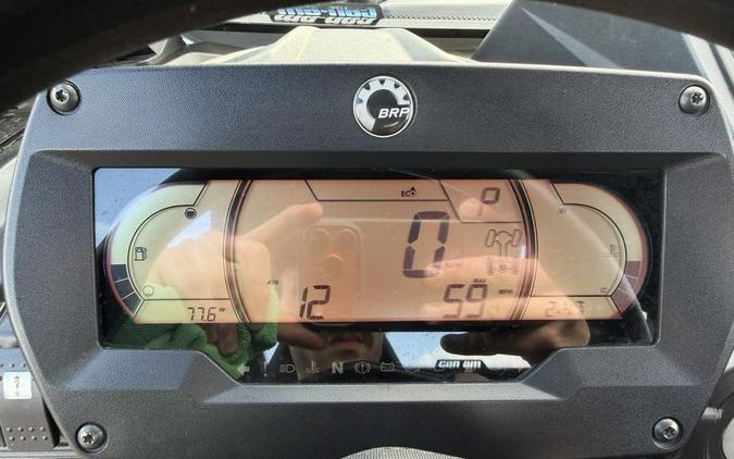 2023 Can-Am® Commander XT 1000R