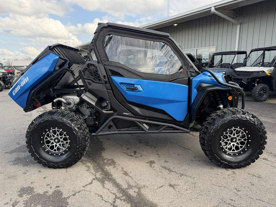 2023 Can-Am® Commander XT 1000R