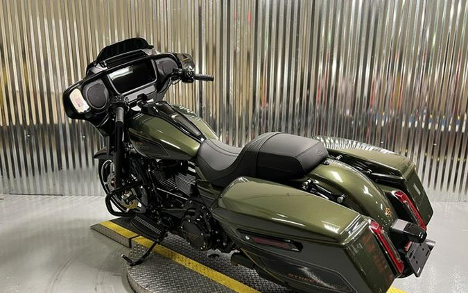 2026 Harley-Davidson FLHX - Street Glide